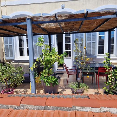 Superbe 2 Pieces Avec Grande Terrasse, Classe *** Марсилия Екстериор снимка